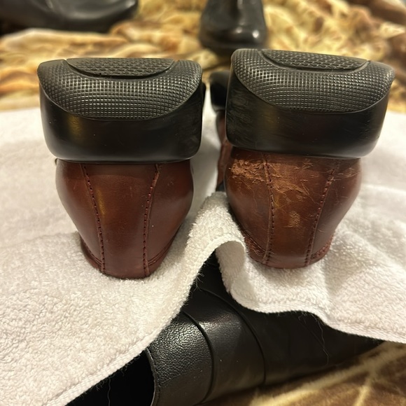 DANSKO MaryJane style shoes.  Burgundy. Sz EU 39/ US Approx Sz 9. - Picture 7 of 8